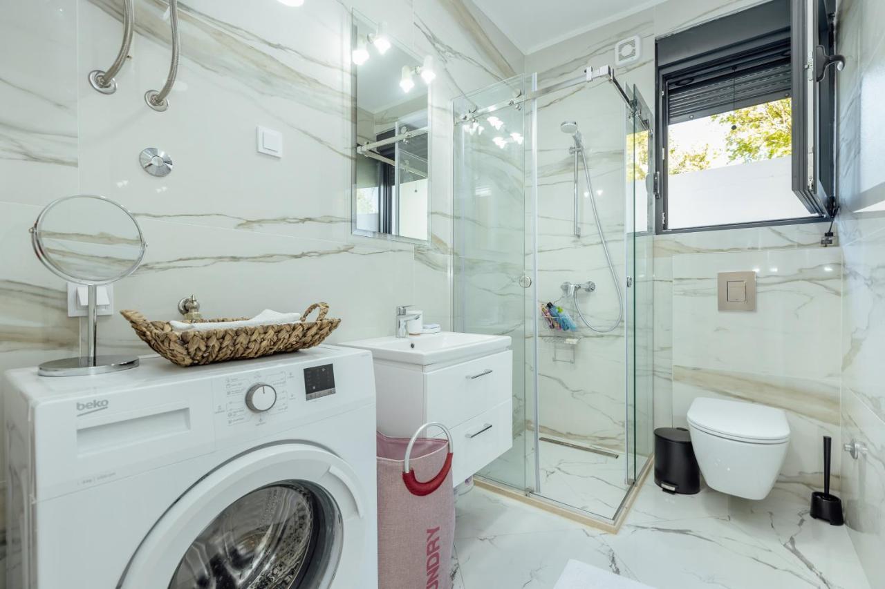 Miracle Apartment Kotor Luaran gambar